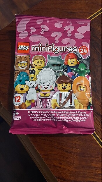 Diğer Lego Seri 24 Football Referee