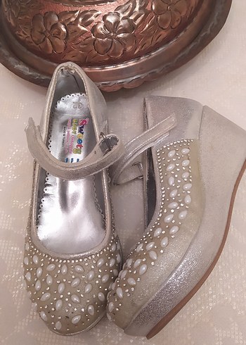 Kız Çocuk Bej Payetli Babet Ayakkabı - Görsel 2