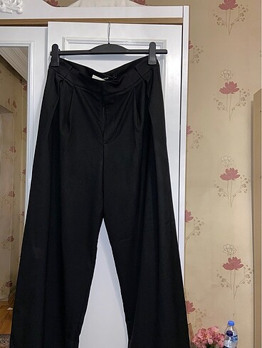 m Beden pull and bear siyah kumaş pantolon