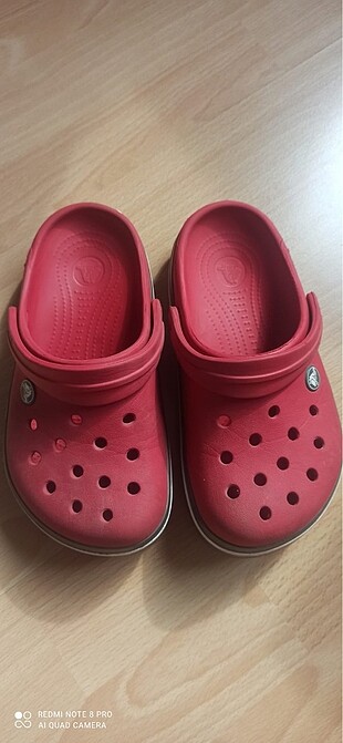 35 Beden Orjinal Crocs Terlik