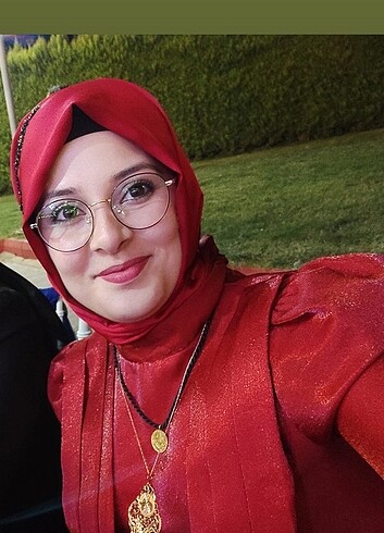 40 Beden Satılık kırmızı abiye 