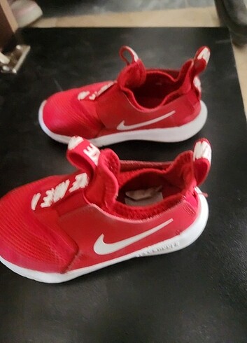 23 Beden Nike 23.5 orjinal çocuk spor ayakkabi