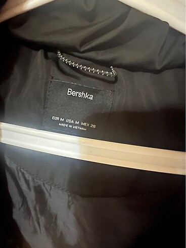 m Beden siyah Renk Bershka mont