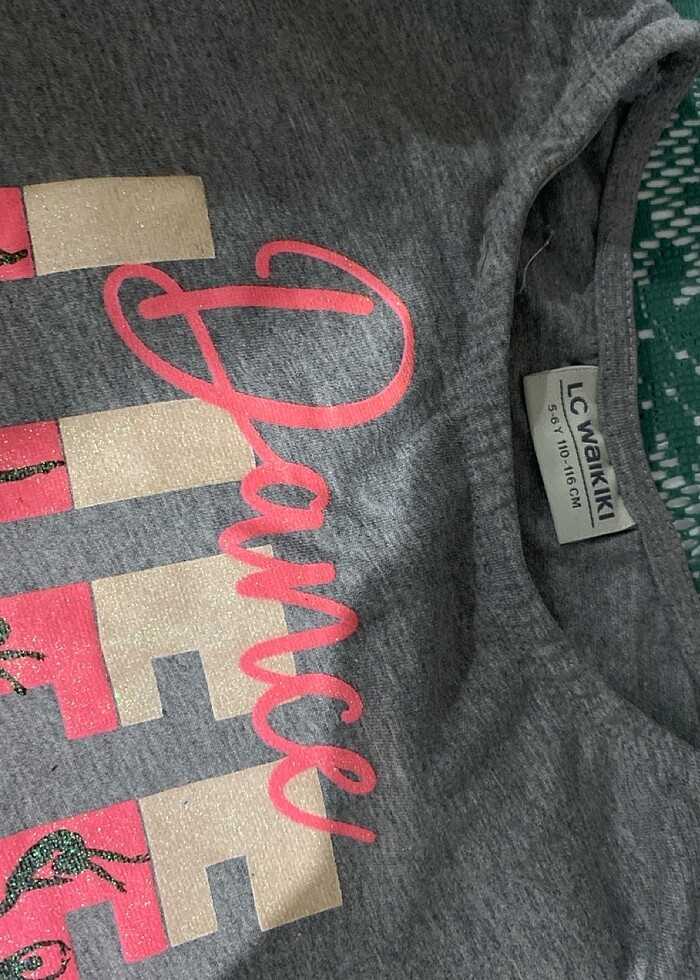 Gri crop bağlama tişört - Görsel 2