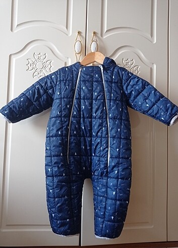 Bebek astronot mont 