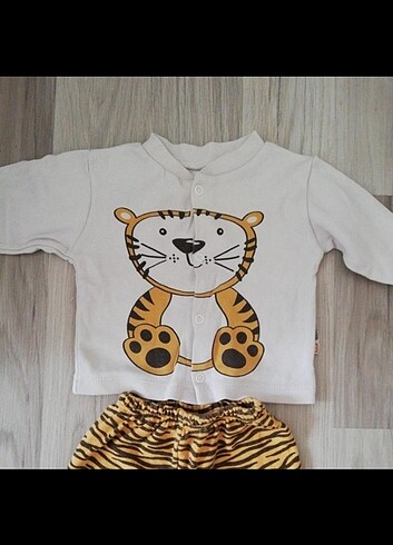 LC Waikiki Bebek alt üst pijama takımı