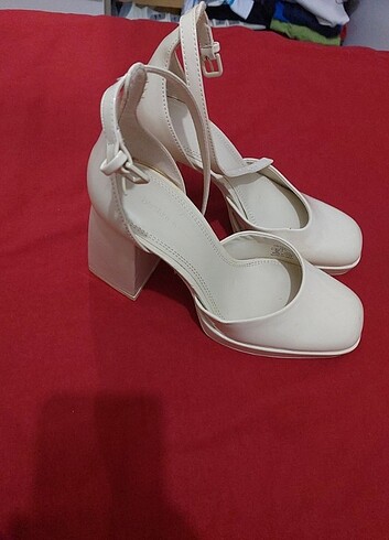 39 Beden Bershka 