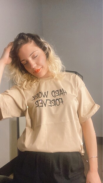 OVERSIZE TSHIRT