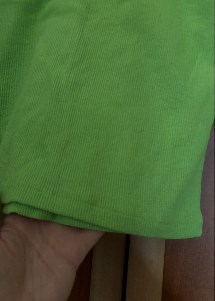 Crop triko - Görsel 3