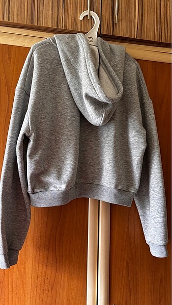 Kapüşonlu sweatshirt - Görsel 2