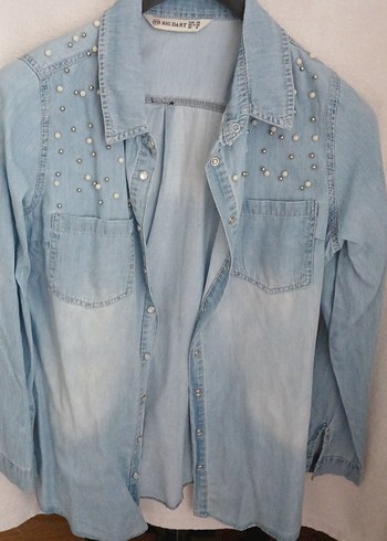 Düğmeli Mavi Denim Uzun Kollu Gömlek