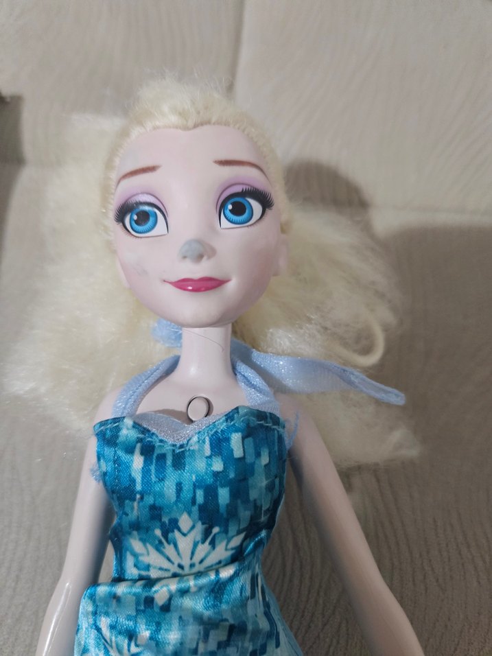 elsa ışıklı müzikli oyuncak bebek - Görsel 4