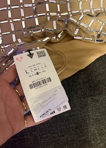 Gri Yılan Desenli Uzun Drapeli Elbise - Görsel 3