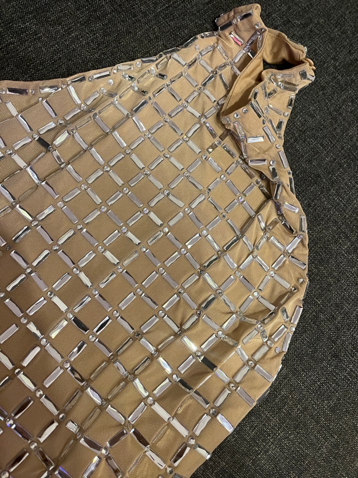 Gri Yılan Desenli Uzun Drapeli Elbise - Görsel 4