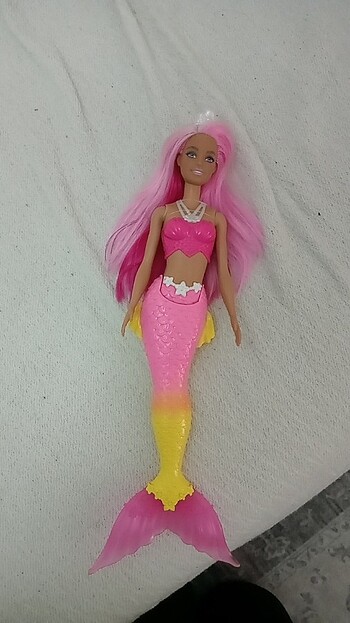 Barbie bebek deniz kızı 
