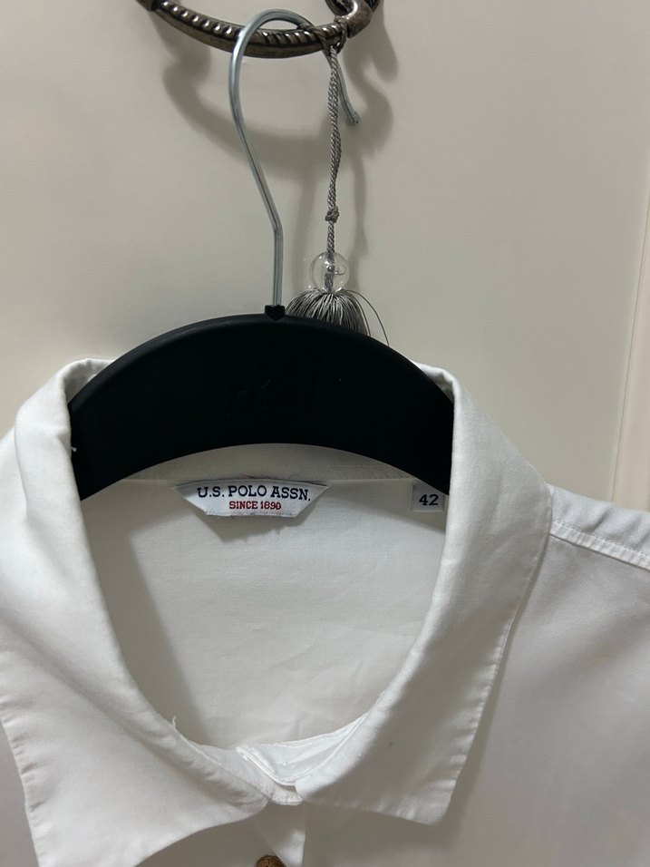 Düğmeli Beyaz Kadın Pamuk Gömlek - Görsel 3