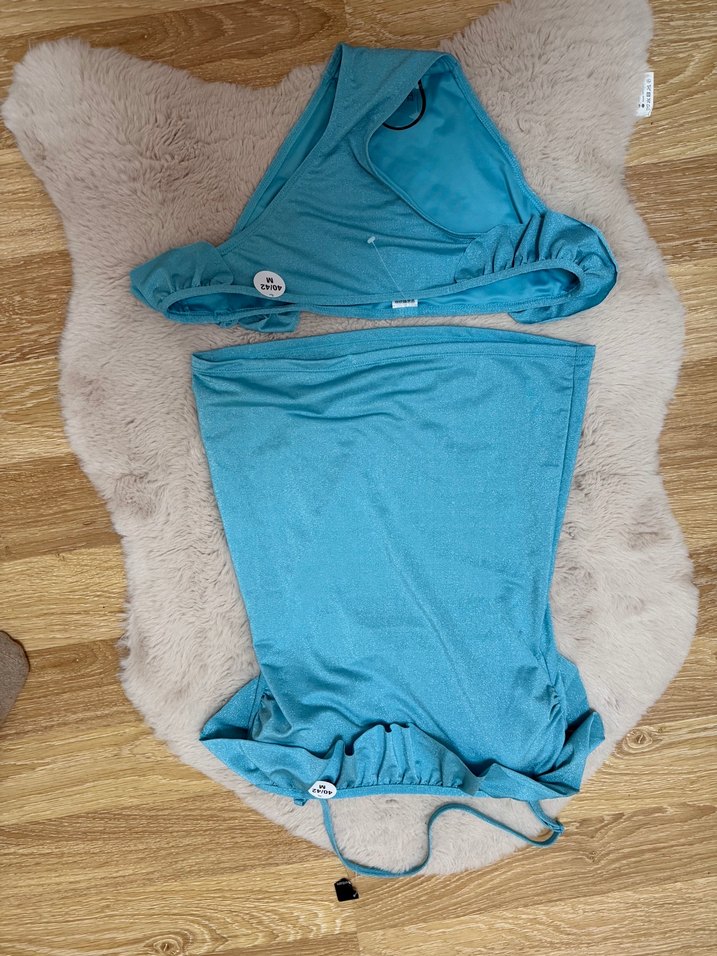 Mavi Parlak Drapeli Köpek Kıyafeti - Görsel 2