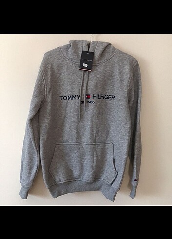 TOM HİLFİGER 