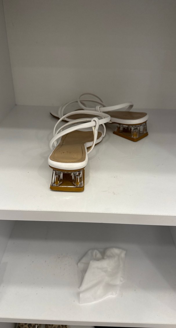 Beyaz sandalet - Görsel 3