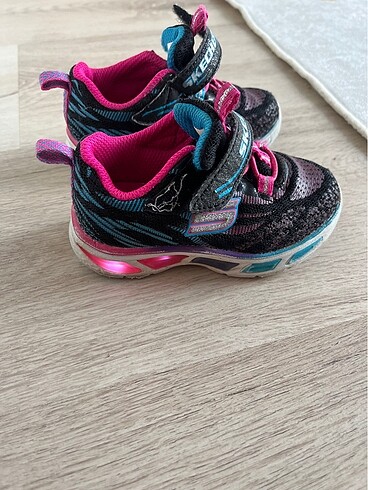 Skechers Skechers ışıklı kız çocuk spor ayakkabı