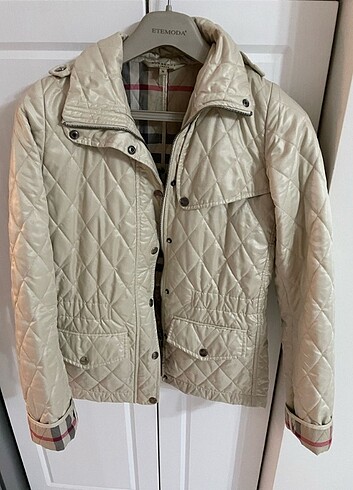 Burberry kadin mont