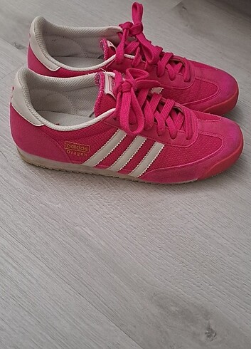 38 Beden Adidas pembe kadin spor ayakkabi