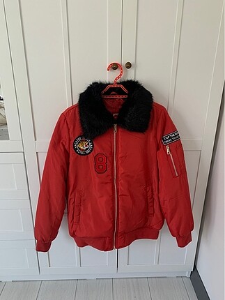 Kirmizi Pilot Mont