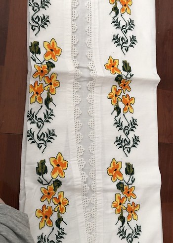 Sarı Çiçekli Bohem Kanaviçe İşlemeli Kumaş - Görsel 2