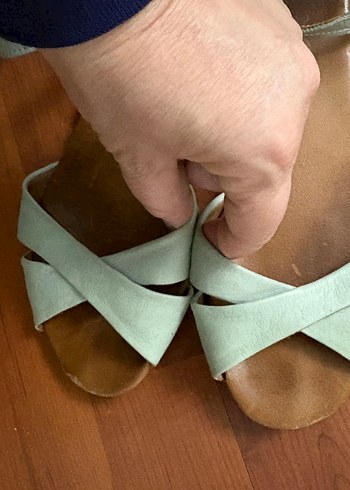 Bantlı buz mavisi/ mint tonları olan,tamamen deri Kadın Sandalet - Görsel 5