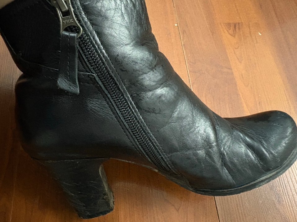 Kadın Siyah Deri Goth Kemerli Bot, birinci sınıf işçilik ve deri - Görsel 3