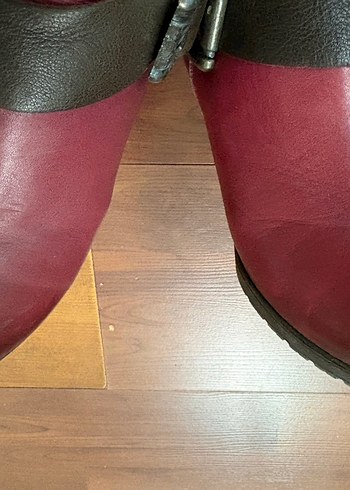 Bordo Deri Tokalı Kadın Bot - Görsel 4