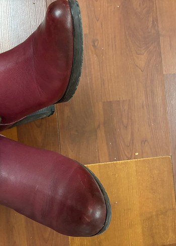 Bordo Deri Tokalı Kadın Bot - Görsel 3