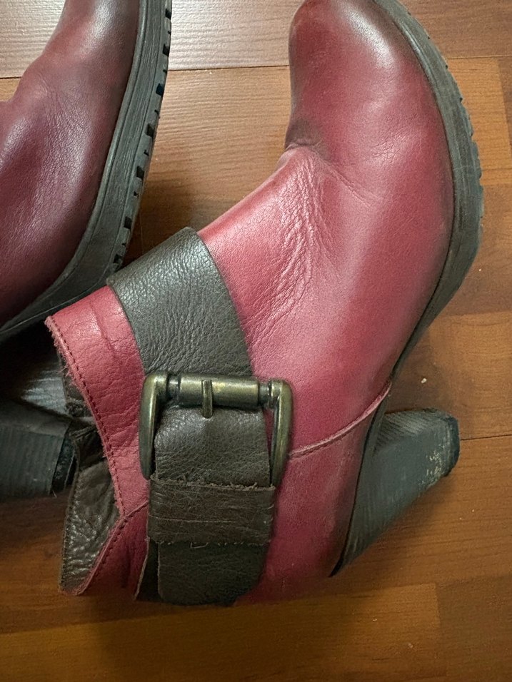 Bordo Deri Tokalı Kadın Bot - Görsel 2