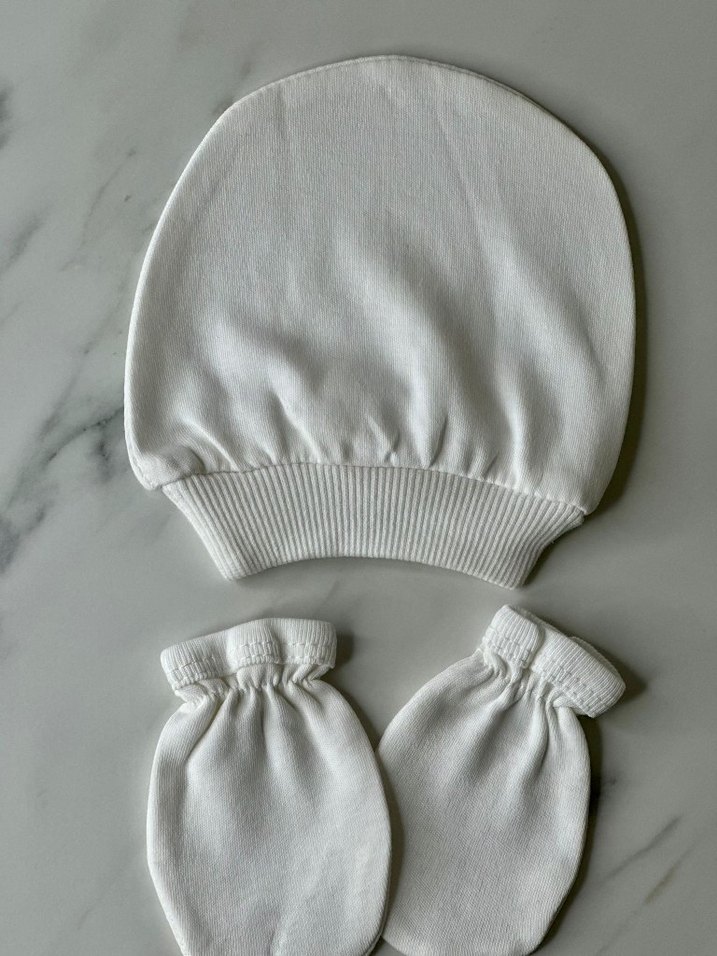 Bebek Erkek Beyaz Pamuklu Hastane Tulumu - Görsel 4