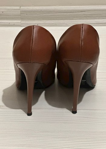 Kahverengi Stiletto Topuklu Kadın Ayakkabı - Görsel 3