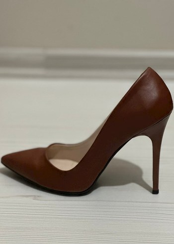 Kahverengi Stiletto Topuklu Kadın Ayakkabı - Görsel 2