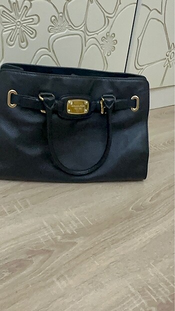 Michael kors omuz çantası