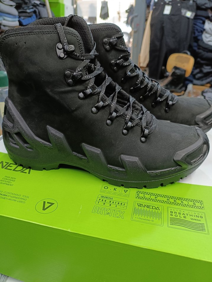 Erkek Siyah Kamuflaj Desenli Bağcıklı Bot - Görsel 2