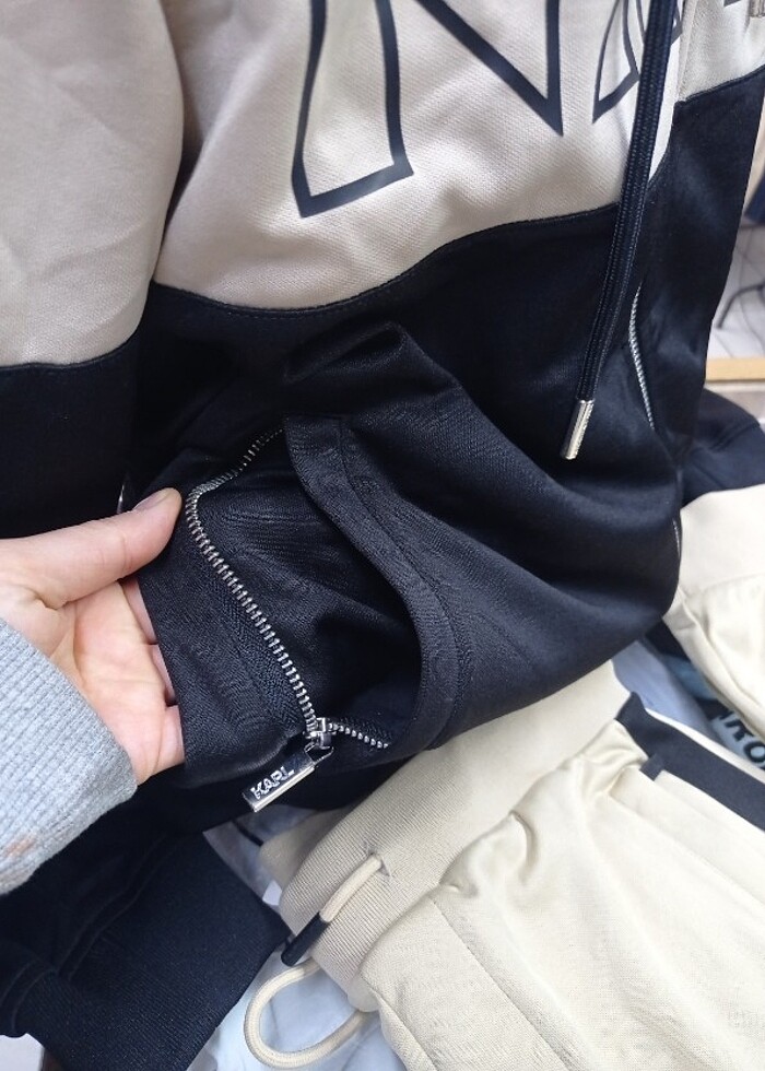 Karl LAGERFELD EŞOFMAN TAKIMI  - Görsel 2