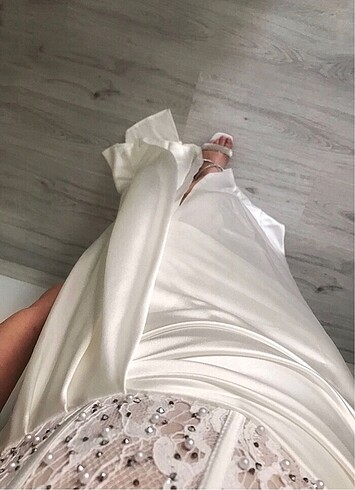 l Beden Nikah elbisesi