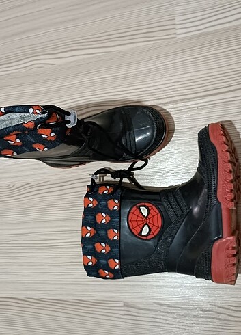 30 Beden Yağmurluk