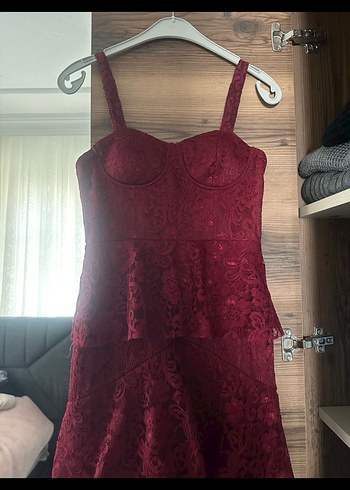s Beden bordo Renk Bordo Dantel İşlemeli Uzun Abiye Elbise