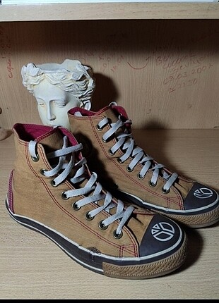 Converse CONVERSE