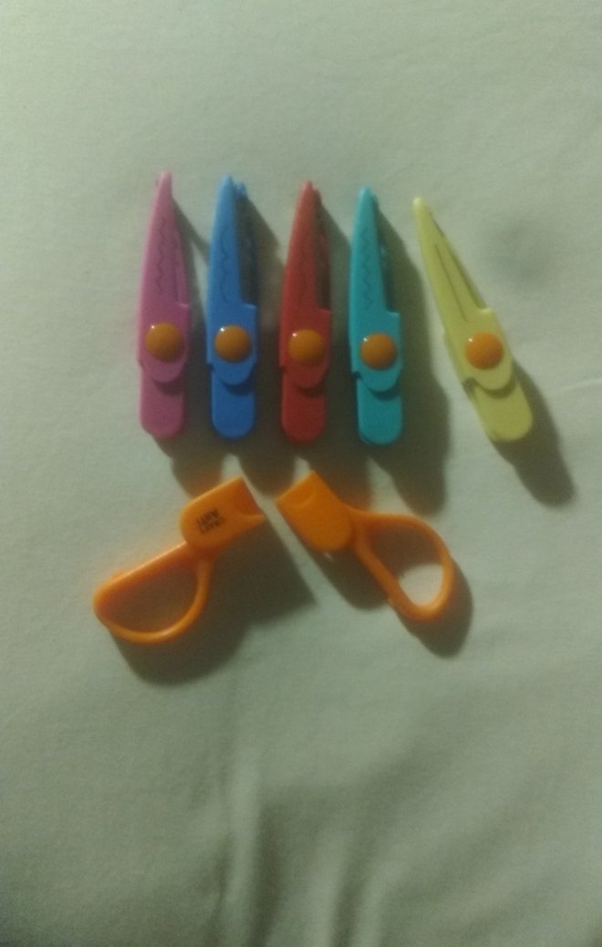 Renkli Okul Makasları - Görsel 2