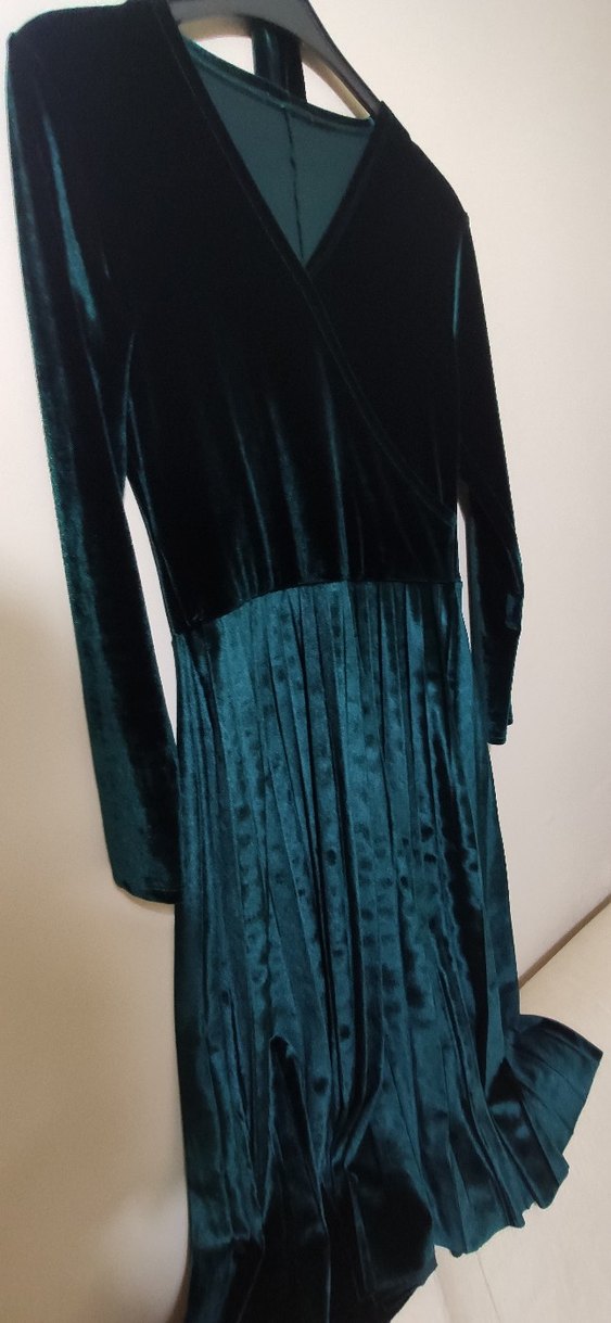 Uzun Turkuaz V Yakalı Kadın Elbise - Görsel 4