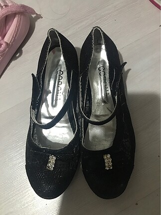 Zara Çocuk siyah abiye ayakkabısı