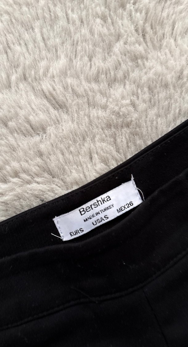 Düğmeli Siyah Mini Şort Etek - Görsel 3