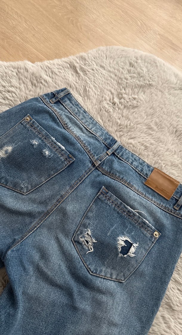 Kadın Mavi Yırtık Denim Pantolon - Görsel 4
