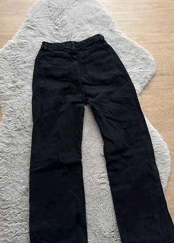 Siyah Yırtık Detaylı Salaş Kadın Kot Pantolon - Görsel 3