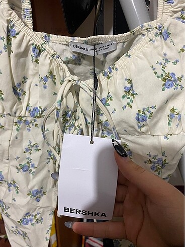xs Beden Bershka coquette kurdeleli crop top